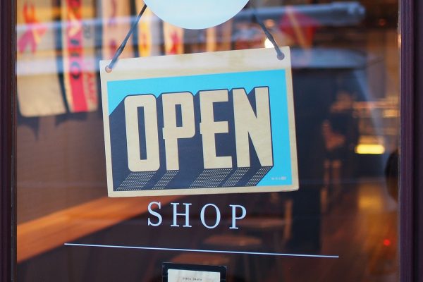 Major Retailer Shop